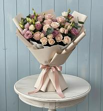 Букет цветов из:  Розы и Лизиантусы в Першино