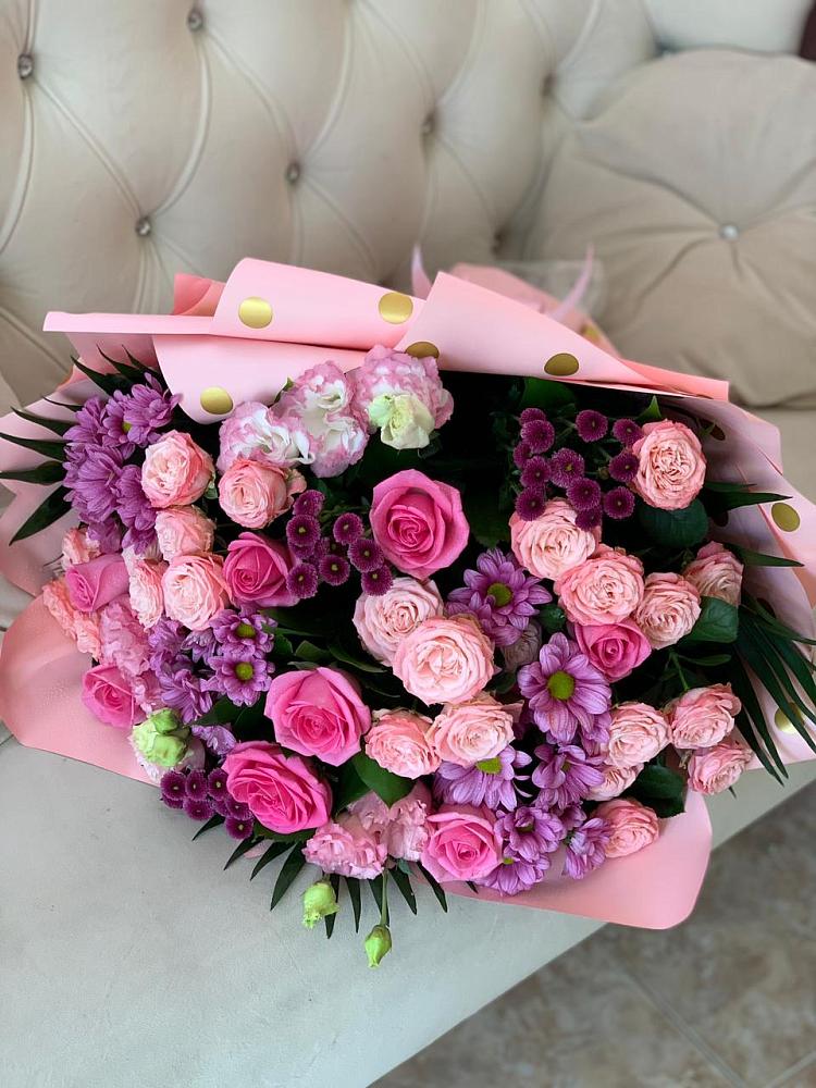 Букет цветов из: Хризантемы, Розы и Лизиантусы в Першино