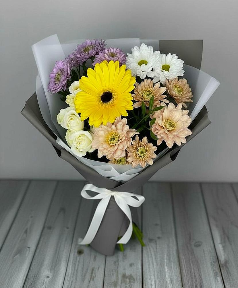Букет цветов из: Розы, Герберы и Хризантемы в Першино