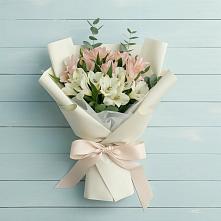 Букет цветов из:  Альстромерии в Першино