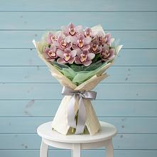 Букет цветов из:  Орхидеи и Розы в Першино