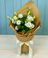 Букет цветов из:  Хризантемы и Лизиантусы в Першино