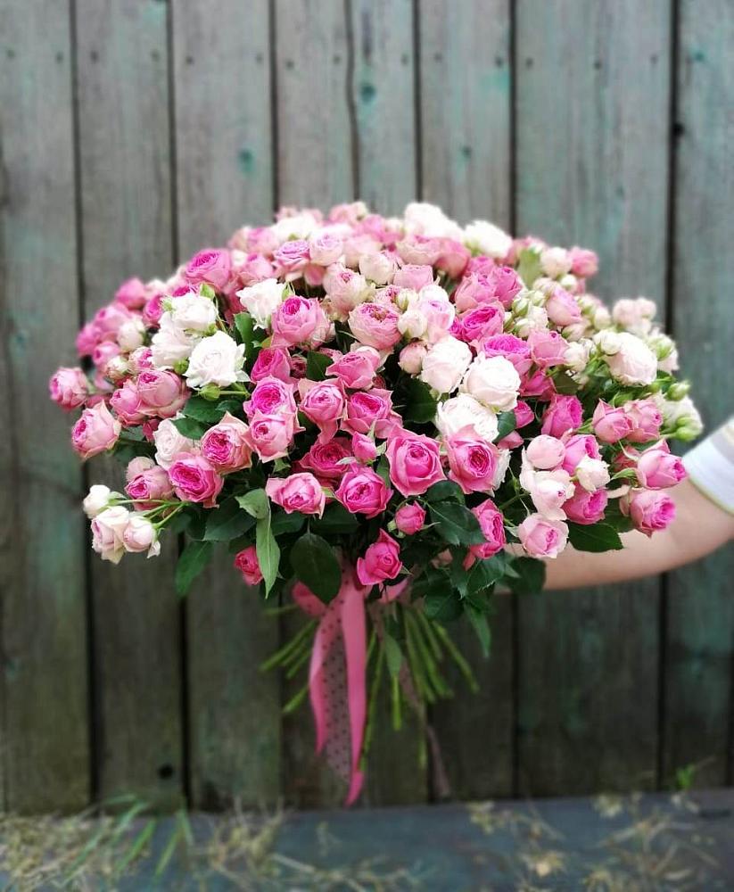 Букет Розовые кустовые розы Натали и Лав Лидия в Першино