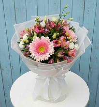 Букет цветов из:  Герберы, Альстромерии и Лизиантусы в Першино
